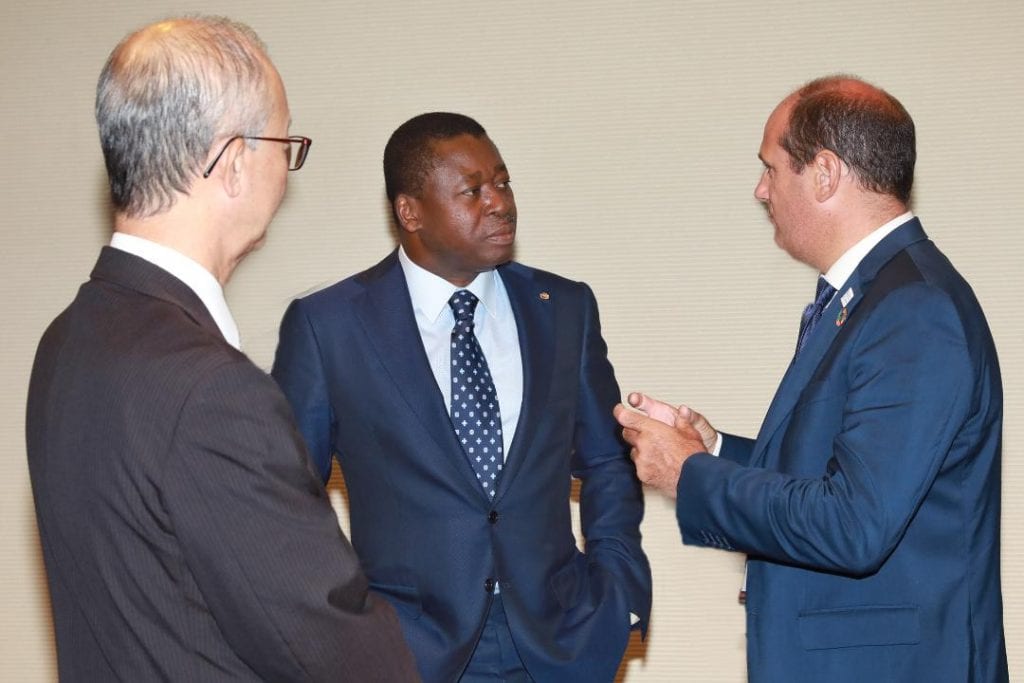 Le Président de la République SEM Faure Essozimna Gnassingbé, en séjour au Japon, dans le cadre de la TICAD7, a reçu en audience ce 28 août 2019, une délégation des opérateurs économiques suivie d’une cérémonie de signature d’un protocole d’accord.