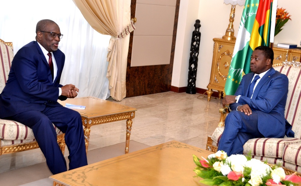 Le chef de l’Etat SEM Faure Essozimna Gnassingbé a reçu, ce 29 novembre 2019, le président de la Commission de l’Uemoa, M. Boureima Abdallah, en visite de travail à Lomé.