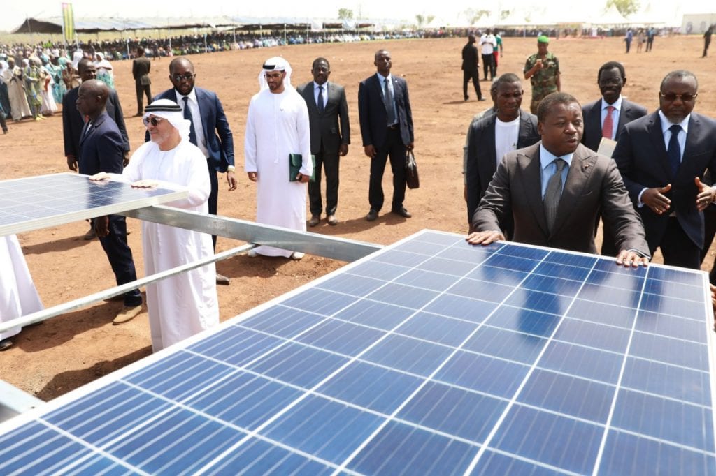 Le Président de la République SEM Faure Essozimna Gnassingbé a procédé, ce 03 février 2020 à Blitta (région centrale), au lancement officiel des travaux de construction d’une centrale solaire photovoltaïque.