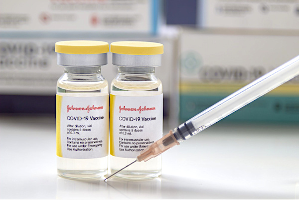 Le gouvernement togolais poursuit, ce lundi 16 août 2021, la campagne de vaccination anti-Covid-19 avec le premier lot du vaccin Johnson & Johnson fabriqué en Afrique.