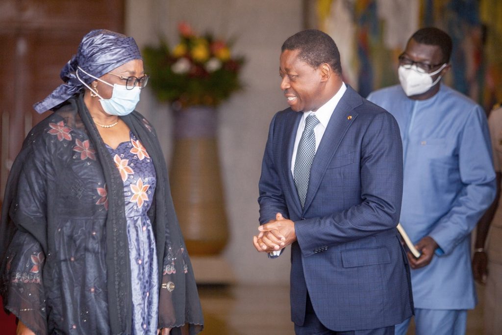 Le Président de la République Faure Essozimna Gnassingbé a reçu, ce 30 septembre 2021, une délégation de l’Organisation internationale de la protection civile (OIPC) conduite par le Secrétaire général, Mariatou Yap.