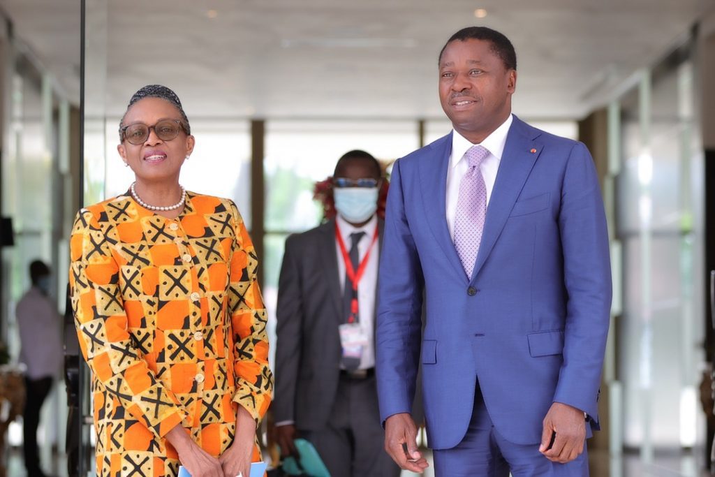 Le Président de la République, Faure Essozimna Gnassingbé a échangé ce 23 août 2022 avec Dr Matshidiso Moeti, Directrice régionale de l’OMS Afrique en séjour à Lomé dans le cadre de la 72è session du Comité régional.
