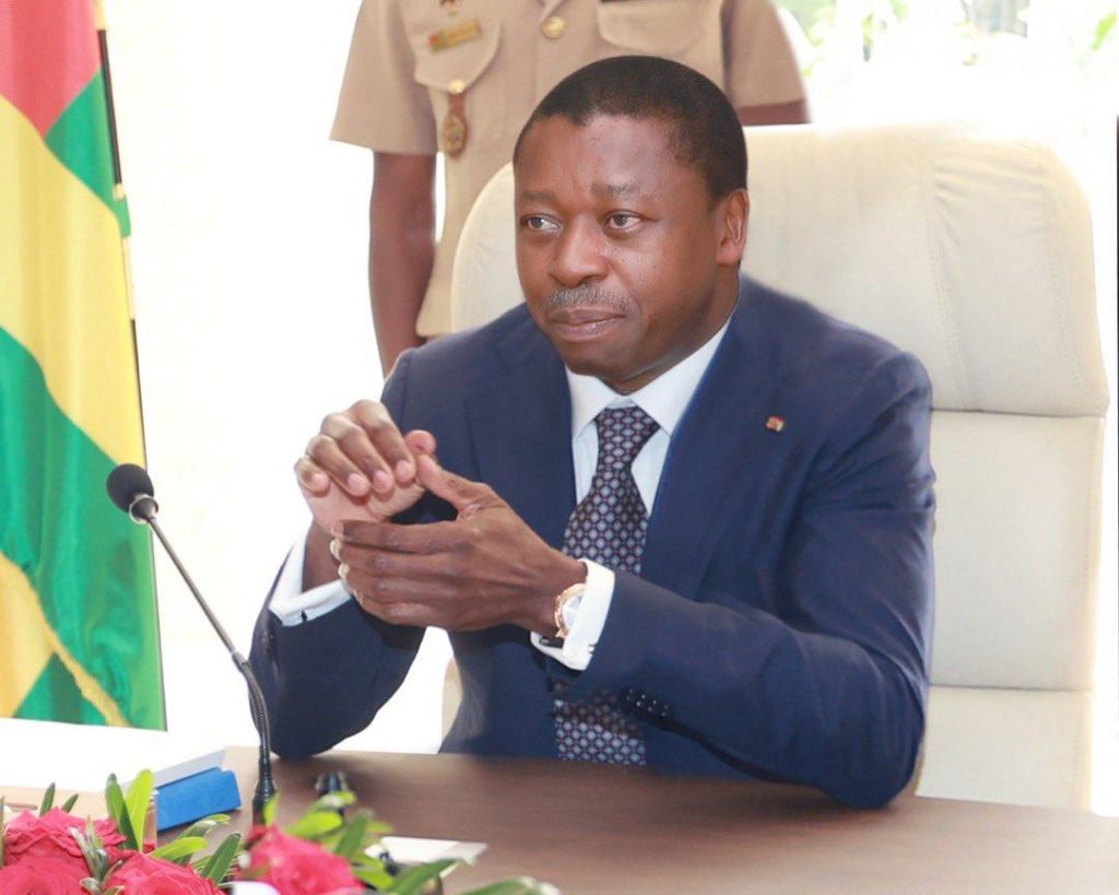 Le chef de l’Etat, Faure Essozimna Gnassingbé a présidé ce 11 novembre 2022, le Conseil des ministres. Au cours des travaux, le Conseil a examiné un avant-projet de loi, un projet de décret et écouté deux communications.