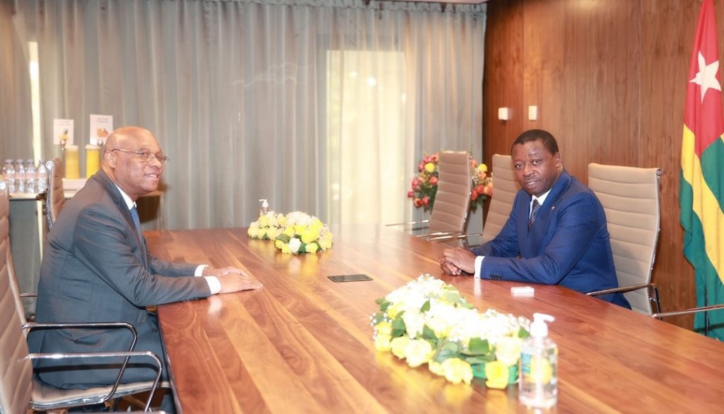 Le Président de la République, Faure Essozimna Gnassingbé s’est entretenu ce 28 novembre 2022 avec le nouveau gouverneur de la Banque centrale des Etats de l’Afrique de l’ouest (BCEAO), au lendemain de son installation officielle.
