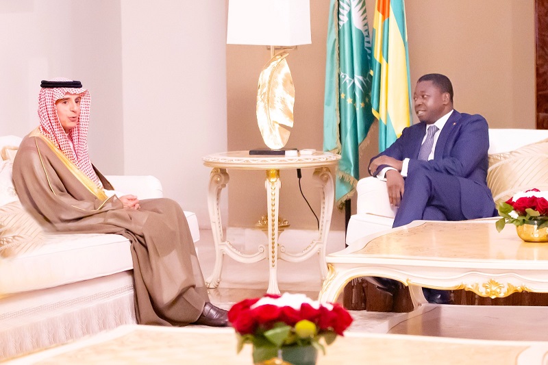 Le Président de la République, Faure Essozimna Gnassingbé s’est entretenu, ce 11 octobre 2023, avec le ministre d’Etat au ministère des Affaires étrangères du Royaume d'Arabie Saoudite, Adel Bin Ahmed Al-Jubeir, en visite de travail dans notre pays.