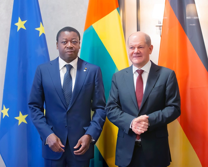 Le Président Faure Essozimna Gnassingbé s’est entretenu ce lundi 20 novembre à Berlin avec Monsieur Olaf Scholz, Chancelier de la République Fédérale d’Allemagne, en marge des travaux du 4ème Sommet G20 Compact with Africa (G20-CwA).