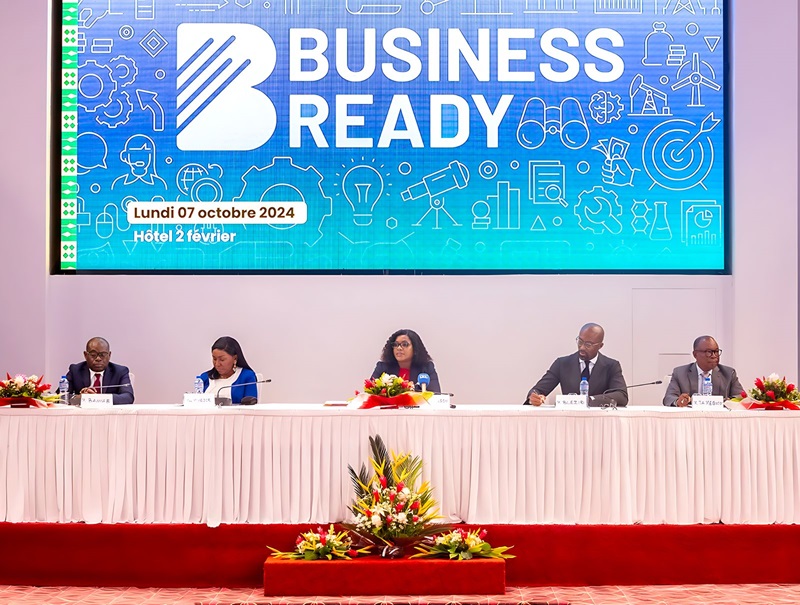 Dr Sandra Ablamba Johnson, ministre, Secrétaire général de la Présidence de la République, Gouverneur du Togo près la Banque mondiale, a présidé, ce lundi 07 octobre 2024 à Lomé, la cérémonie de présentation officielle du premier rapport du Business Ready (B-READY 2024) du Groupe de la Banque mondiale et du Plan d’action de mise en œuvre des réformes.