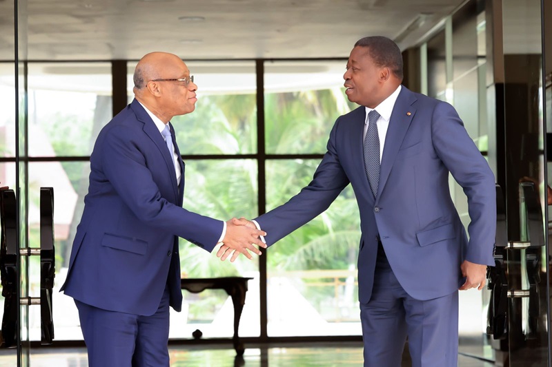 Le Président de la République, Faure Essozimna Gnassingbé s’est entretenu ce lundi 23 décembre 2024 avec Monsieur Jean-Claude Kassi Brou, Gouverneur de la Banque Centrale des Etats de l’Afrique de l’Ouest (BCEAO)