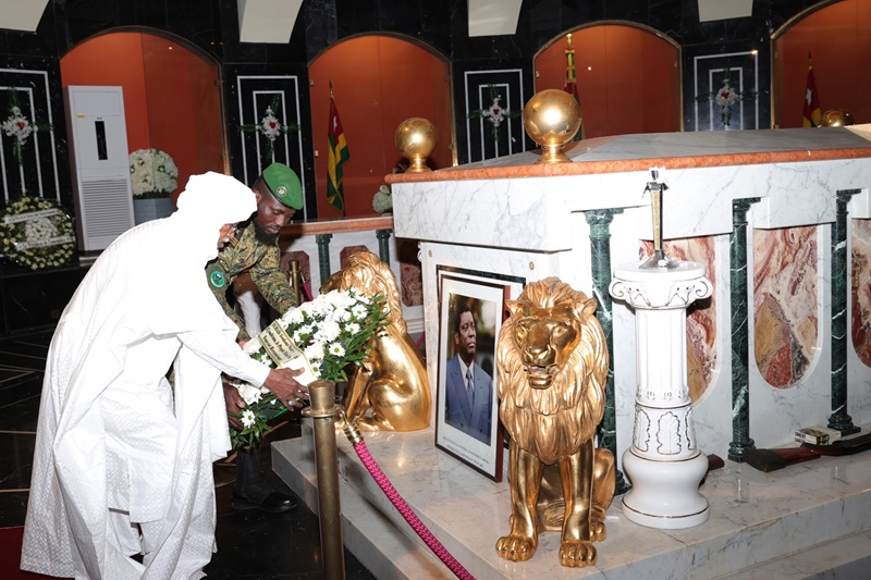 Plusieurs anciens chefs d’Etat et de gouvernement africains ont marqué de leur présence la commémoration du 20è anniversaire du rappel à Dieu du Père de la Nation, le Général Gnassingbé Eyadéma.