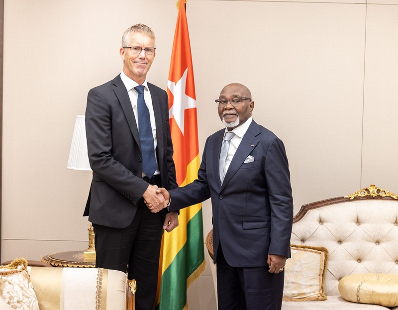 La promotion de la paix constitue également l’une des priorités du mandat de Monsieur Mersole Mellejor, ambassadeur du Royaume de Norvège. Il a exprimé la volonté de son pays de s’inscrire dans une dynamique unitaire avec le Togo en vue de renforcer les efforts de paix en Afrique et dans le monde.