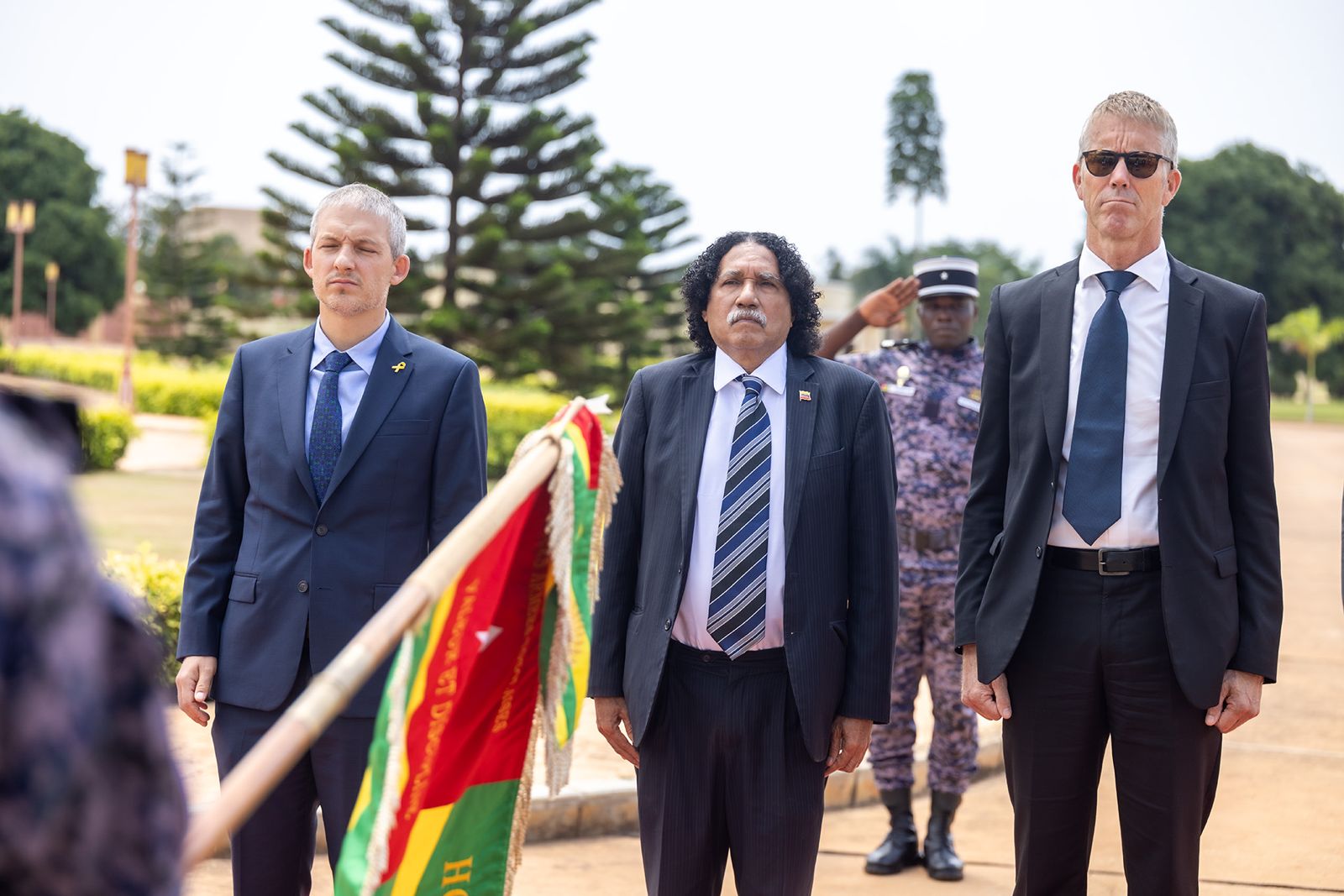 Le Togo poursuit sa dynamique de diversification de ses partenariats internationaux. Ce 10 octobre 2025, le Président de la République, Jean-Lucien Kwassi Lanyo Savi de Tové, a reçu les lettres de créance des ambassadeurs Jesús Alberto García du Venezuela, Mersole Mellejor du Royaume de Norvège et Simoon-Clément Seroussi d’Israël. Ces trois diplomates, après le cérémonial, ont respectivement eu leur premier entretien avec le Président de la République, au cours duquel ils ont évoqué la coopération entre leur pays et le Togo.