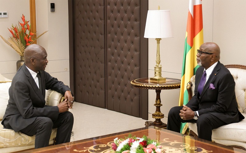 Le Président de la République, Jean-Lucien Kwassi Lanyo Savi de Tové a reçu respectivement, ce 09 juillet 2026, les lettres de créance des ambassadeurs Daniel Mahongo de Zambie, Aboullahi Mohamed Warfa de Somalie et Orlando Fereira De Ceita da Silva Xavier d’Angola.